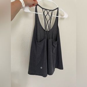 Lululemon tank